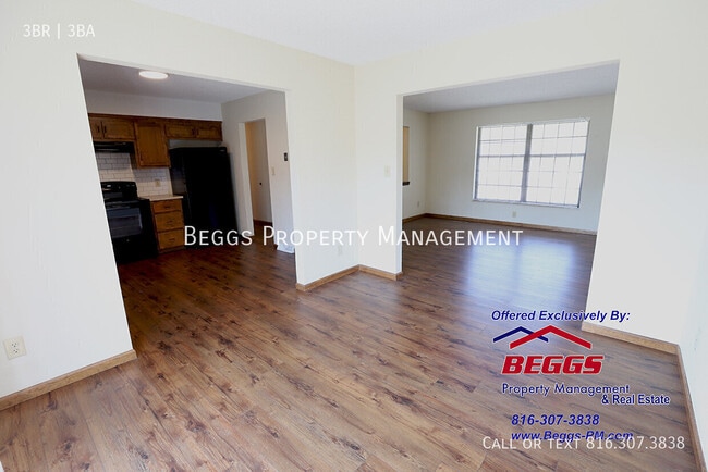 Foto del edificio - 1221 Broadmore Ln