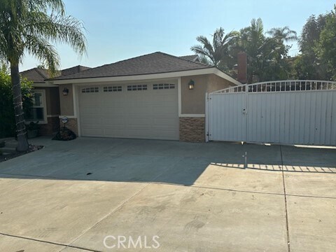 Foto del edificio - 15667 Dimity Ave