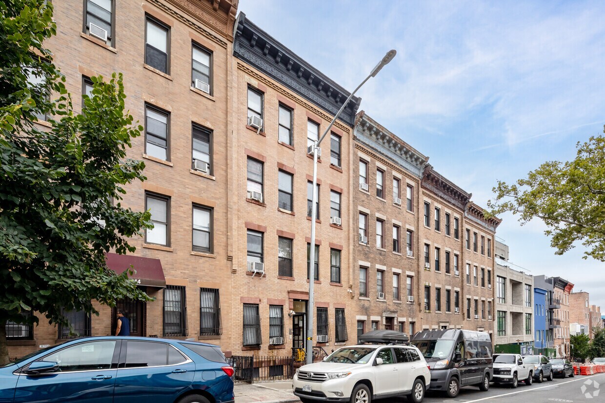Foto principal - 342 21st St