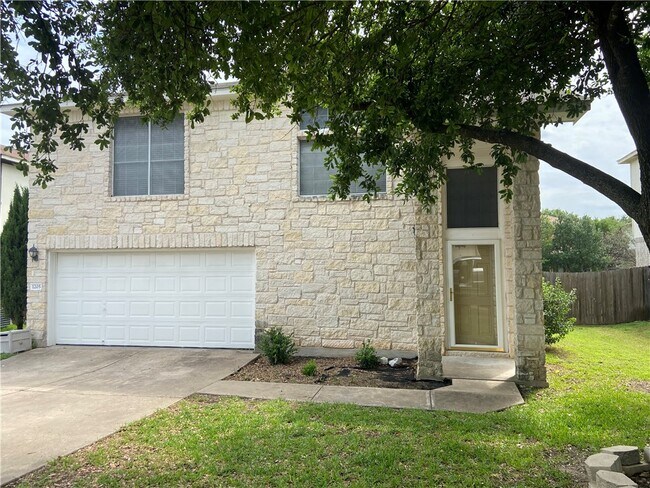 Building Photo - 1205 Dillon Lake Bend