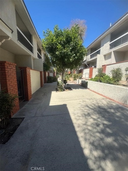 Foto del edificio - 10201 Mason Ave