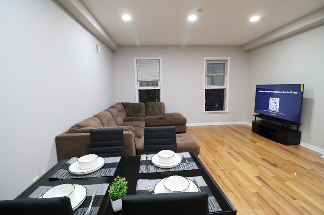 Foto del edificio - 1726 W Diamond St