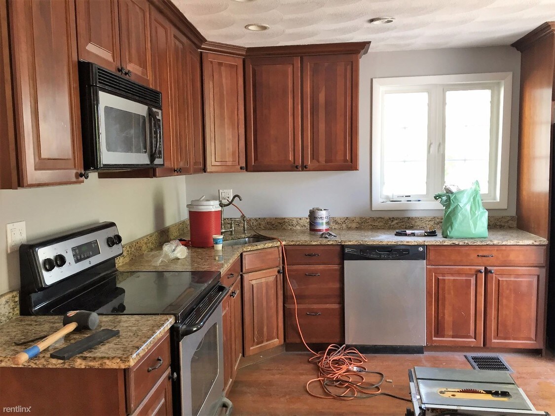 8 Parker St Unit 2, Charlestown, MA 02129 Condo for Rent in