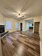 Building Photo - 127 Poplar Ave