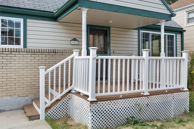 Foto del edificio - Recently Updated 3 Bedroom House In Mt. Wa...