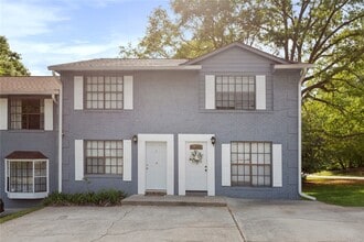 Building Photo - 515 N Walnut St