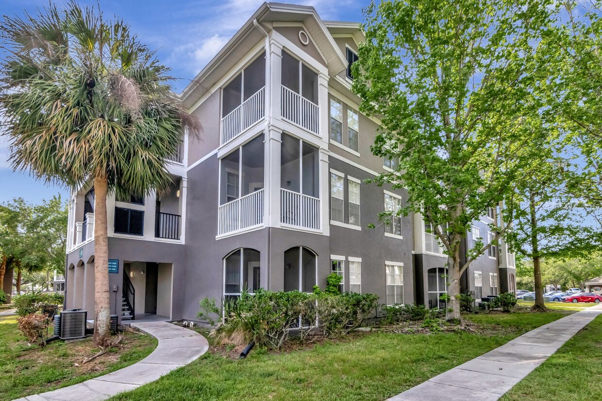 Foto principal - Newly Remodeled - Luxury 1 Bedroom 1 Bath
