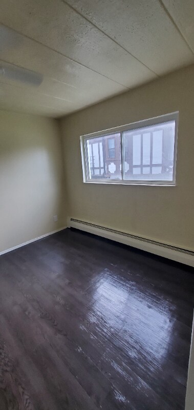Building Photo - 2560 Harrison Ave