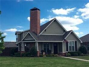 Building Photo - 3801 S W Capstone Ave