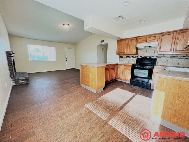 Foto del edificio - 8516 Haupt Ave