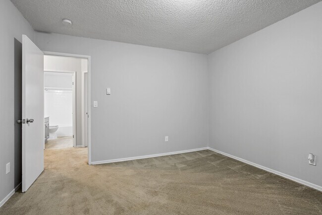 Foto del edificio - Wetherburne Square Apartments