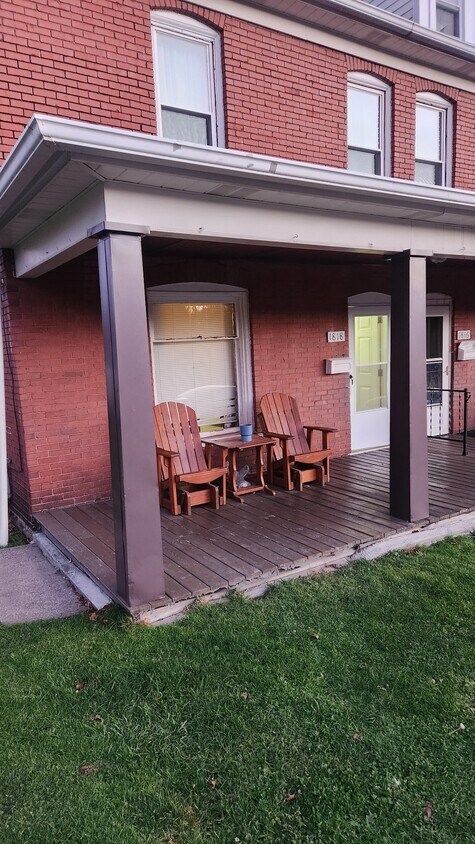Primary Photo - 1818 N 6th Ave