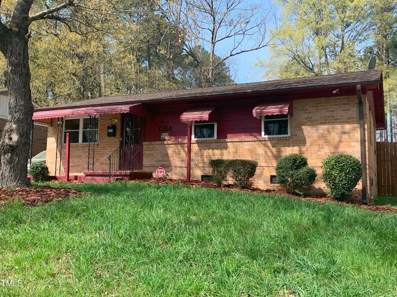 Primary Photo - 1314 Hearthside St