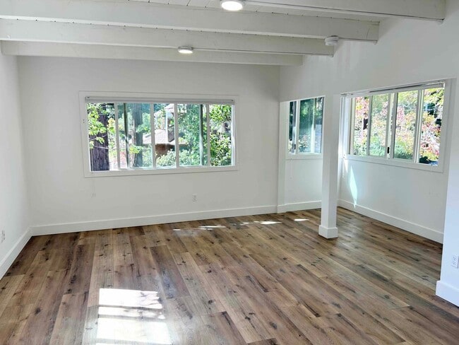Beautifully Remodeled Studio Downtown - Beautifully Remodeled Studio Downtown House
