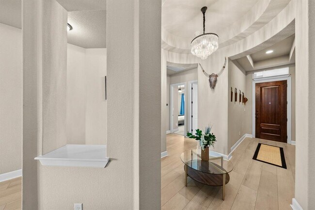 Building Photo - 3328 Balboa Wy