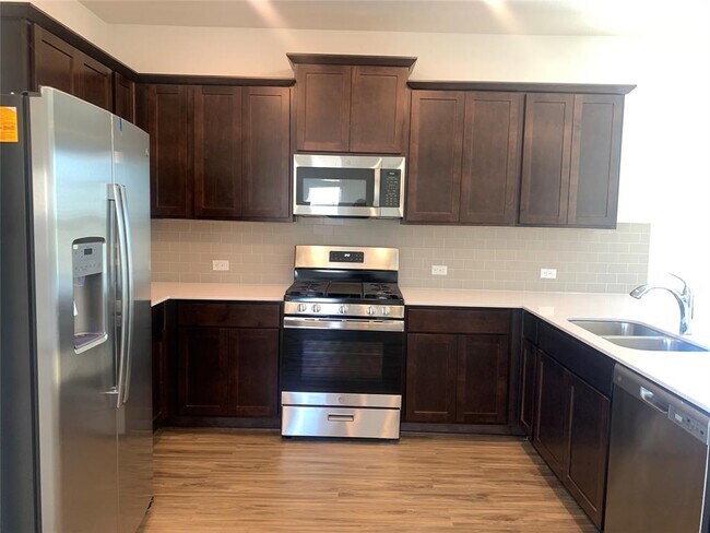 Foto del edificio - 3301 Dusted Daisy St