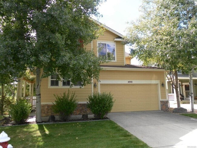 Foto del edificio - IMMACULATE 3 BEDROOM/2.5 BATH HOME IN THE ...