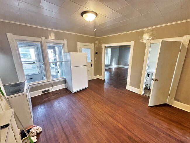 Foto del edificio - 735 S Wisconsin- 5 bedroom, 2 bathroom house