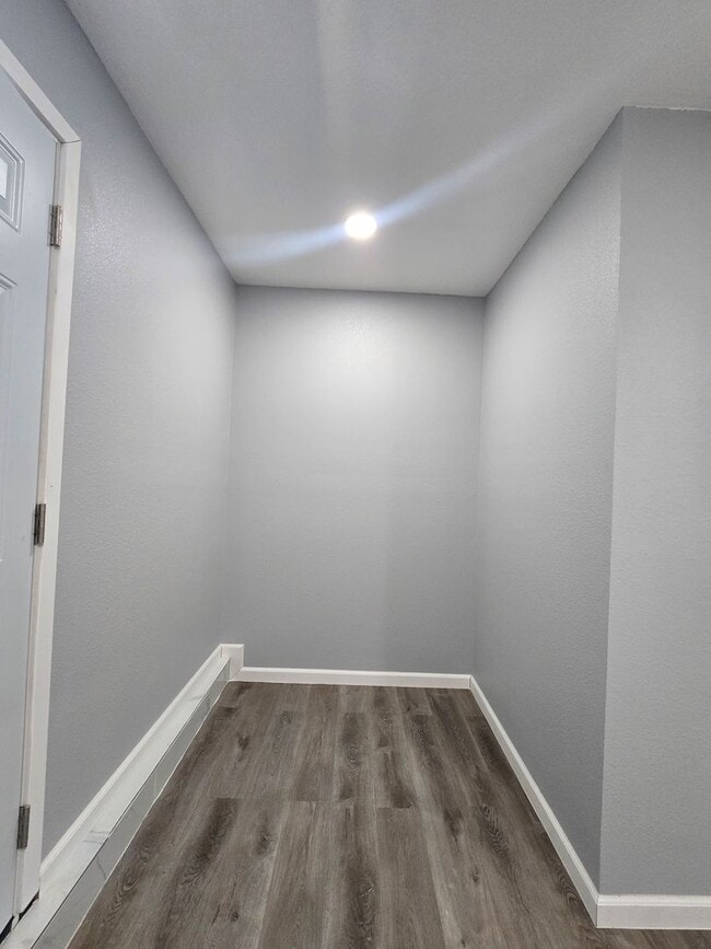Foto del edificio - 521 W Avenue J5