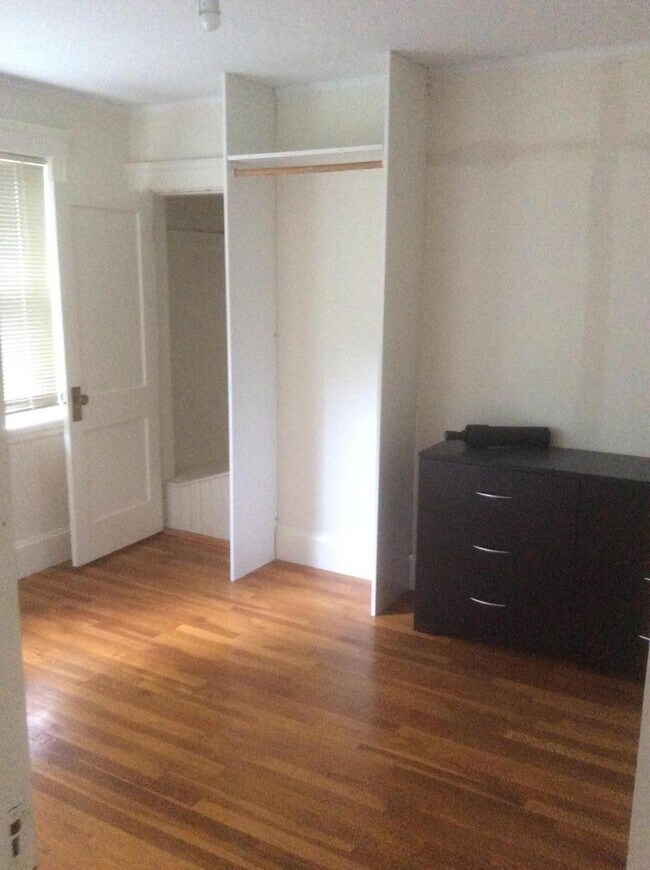 Foto del edificio - 106 Bennett St