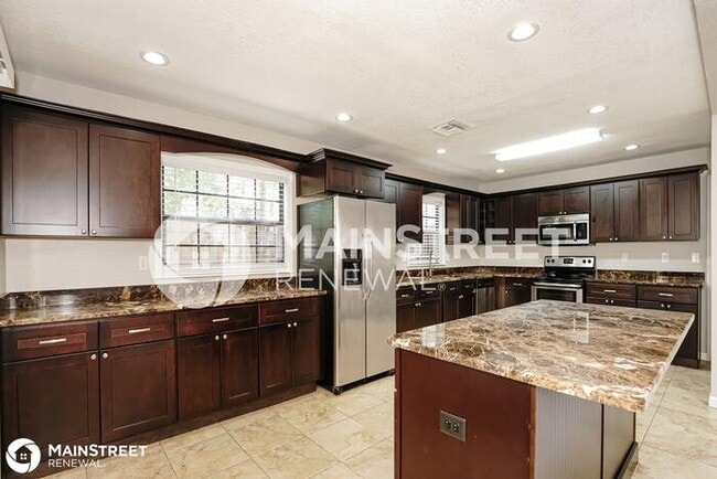Foto del edificio - 701 Westchester Dr, De Land, FL 32724