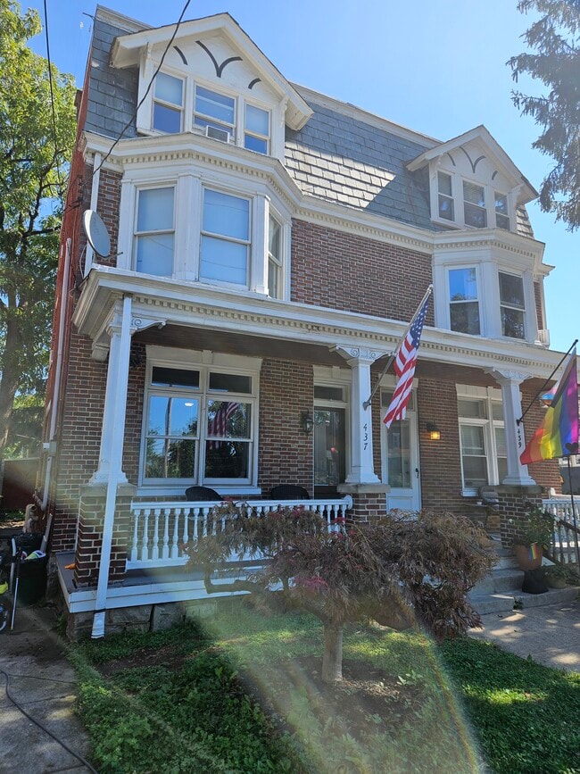 Building Photo - 437 S West End Ave