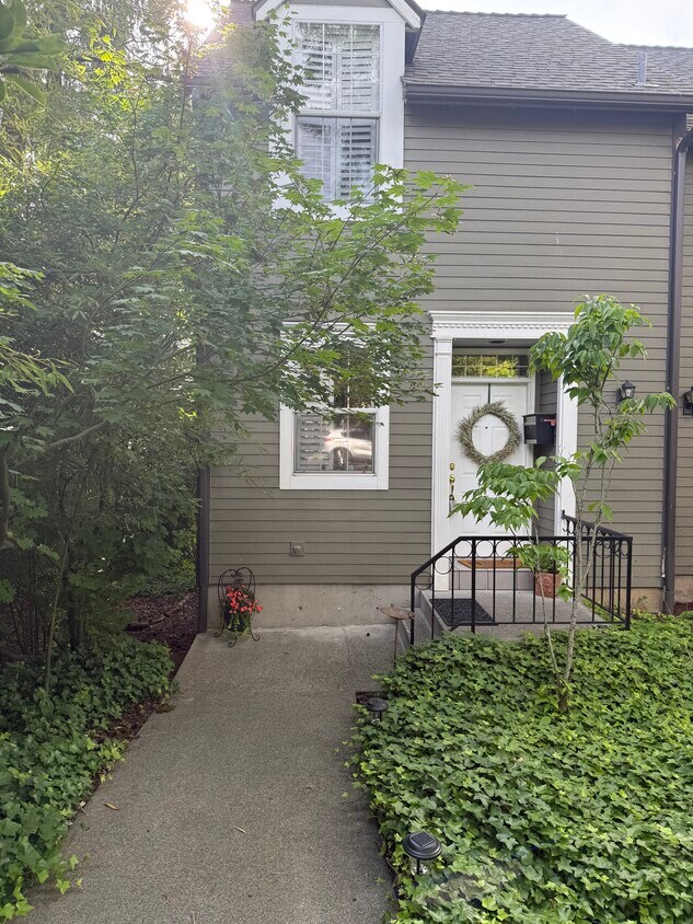 Foto principal - 639 1st St