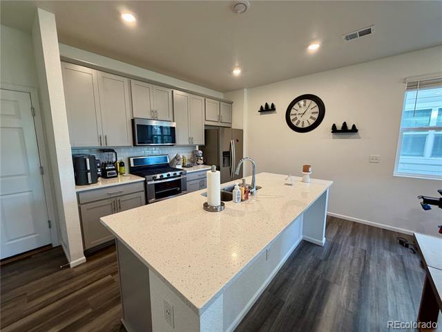 Foto del edificio - 20941 E 60th Ave