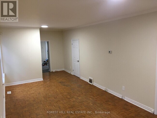 Photo du bâtiment - 61 Bedford Rd