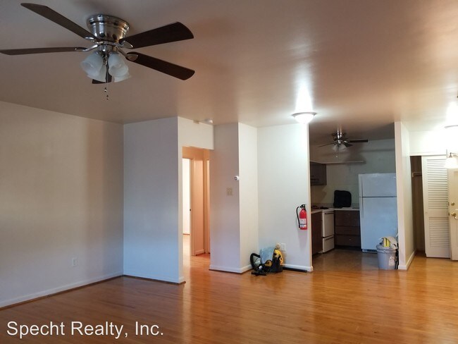 Building Photo - 2 br, 1 bath Apartment - 95 West 5th Avenue
