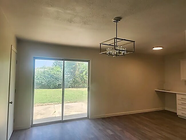 Foto del edificio - 3311 S 126th E Ave