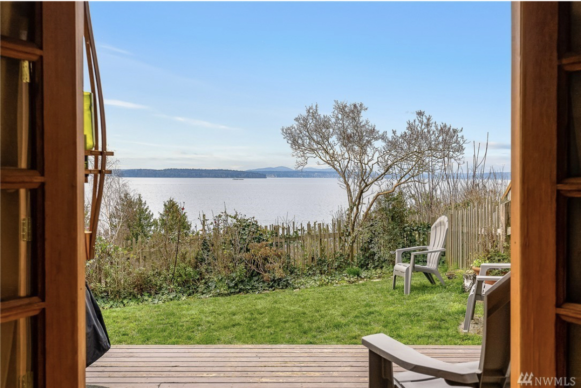 Foto principal - 6310 Beach Dr SW