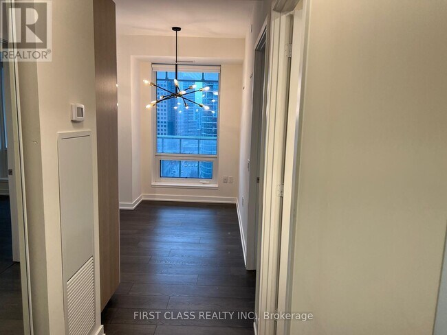 Building Photo - 28 Freeland St