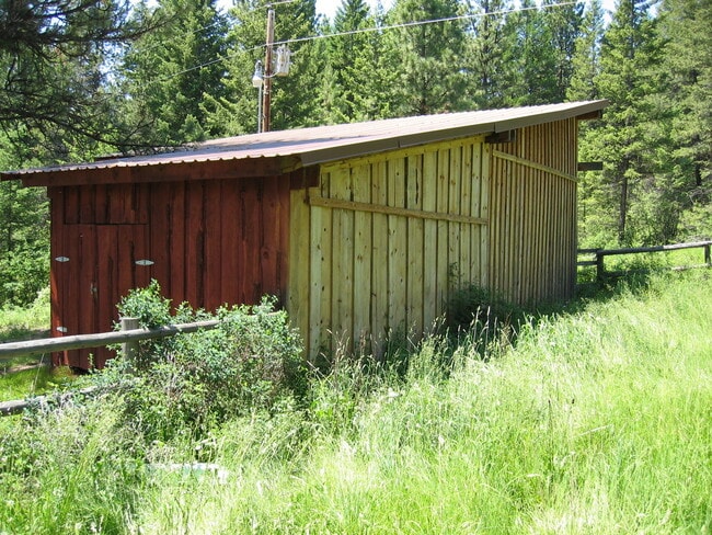 Building Photo - Great Cabin in the Forest