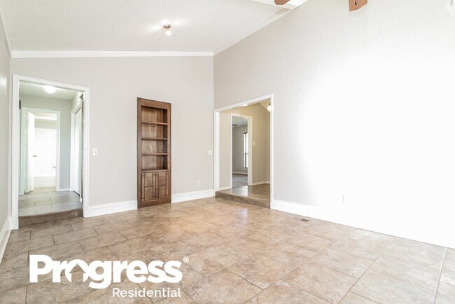 Building Photo - 12913 Heron Ln