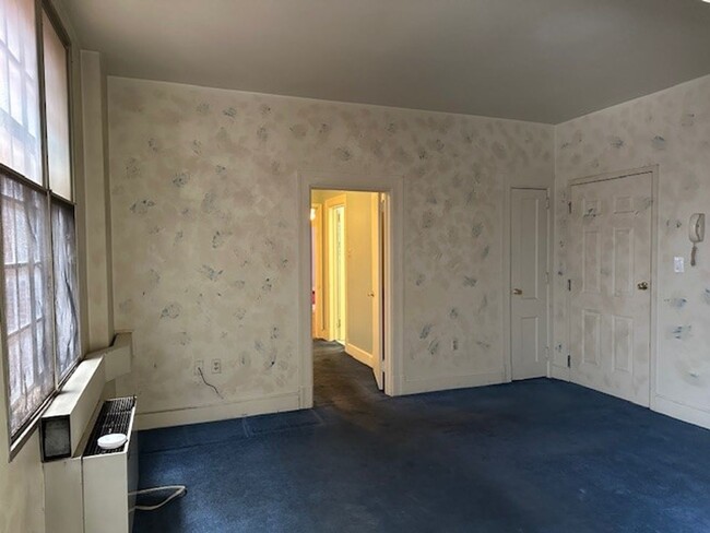 Foto del edificio - Spacious 4th Floor 1-Bedroom, 1-Bathroom A...