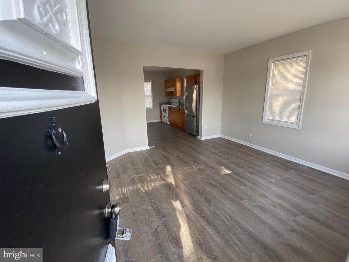 1018 Rose Ave, Runnemede, NJ 08078 House for Rent in Runnemede, NJ