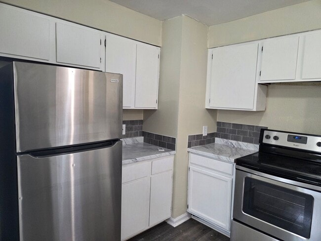 Building Photo - Wolff St - GN - HOME WARRANTY