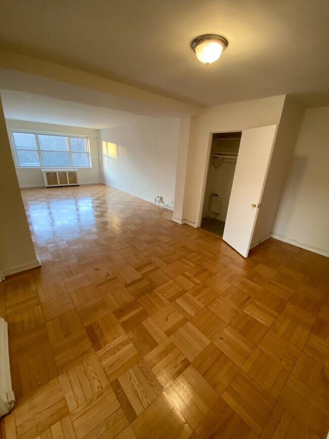 Foto del edificio - 134 Garth Rd