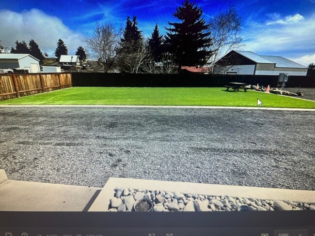 Building Photo - 1480 Sunlight Dr