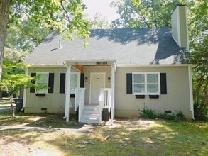 Building Photo - 1349 Brookwood Dr