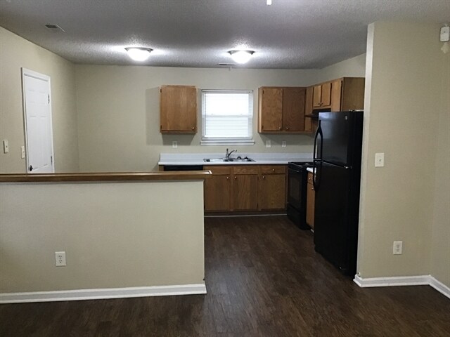 Building Photo - 414 Polaris Drive