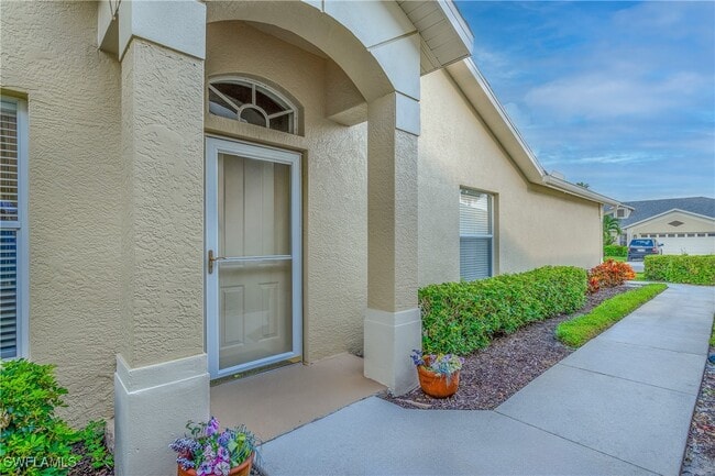 Building Photo - 8499 Ibis Cove Cir