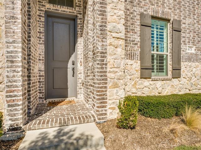 Foto del edificio - 673 Vista Oaks Rd