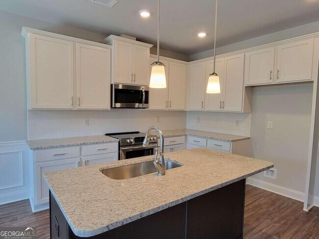 Building Photo - 1370 Sugar Glen Ct