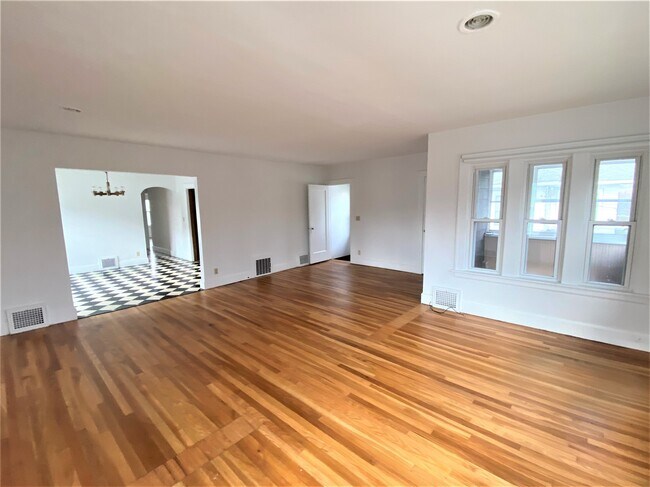 Foto del edificio - 105 Helen St