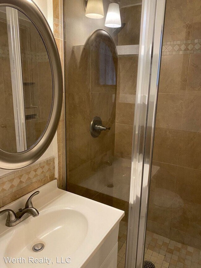 Building Photo - 4 br, 2 bath House - 4418 E. Calle Aurora