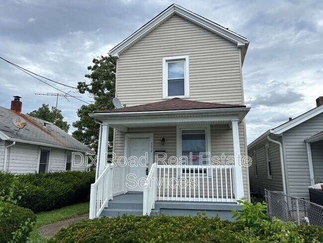 Foto del edificio - 332 Hudson Ave