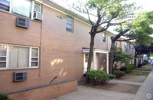 Foto del edificio - 130 - 134 Stuyvesant Avenue