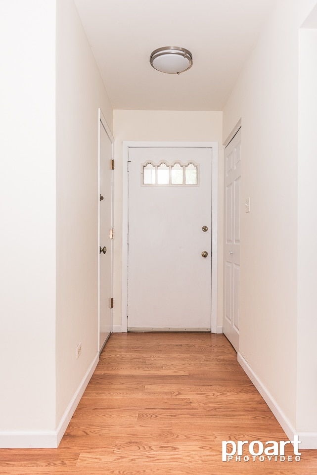 Foto del edificio - 838 Heatherbrook Ct